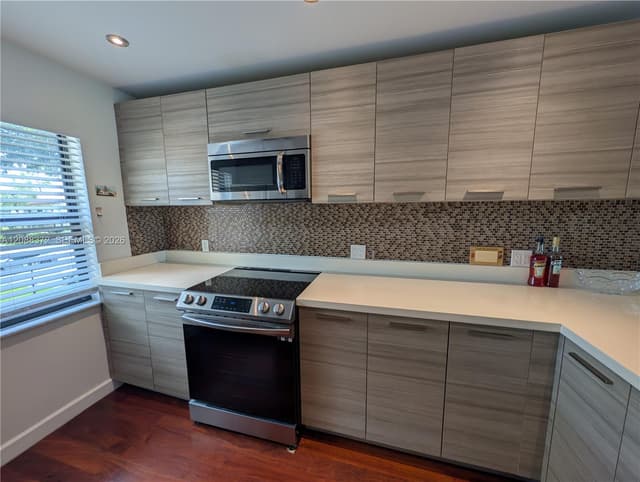 8460 Casa Del Lago # H, Boca Raton FL 33433 - Boca Raton, FL - Photo 3