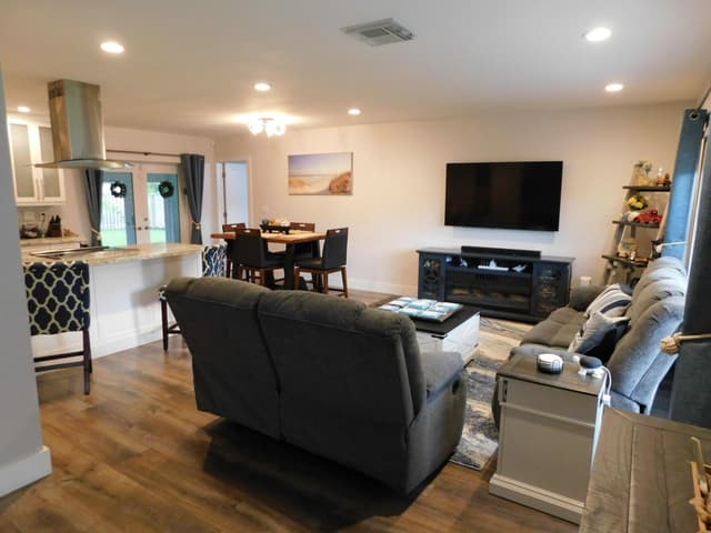 6604 NW 93RD Avenue, Tamarac FL 33321 - Tamarac, FL - Photo 6