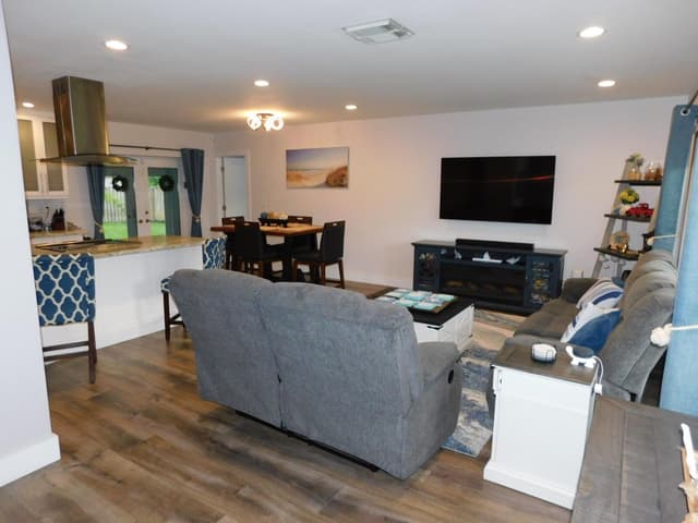 6604 NW 93RD Avenue, Tamarac FL 33321 - Tamarac, FL - Photo 5