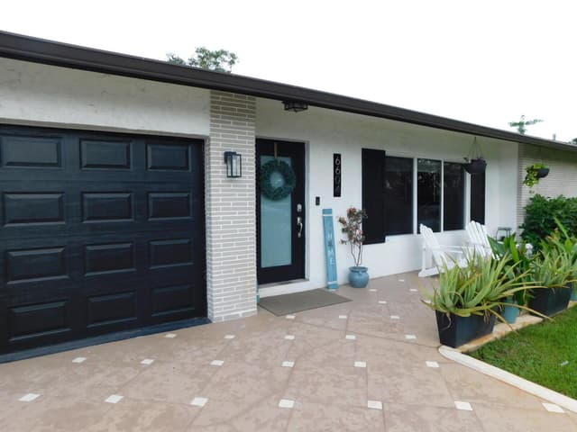 6604 NW 93RD Avenue, Tamarac FL 33321 - Tamarac, FL - Photo 4
