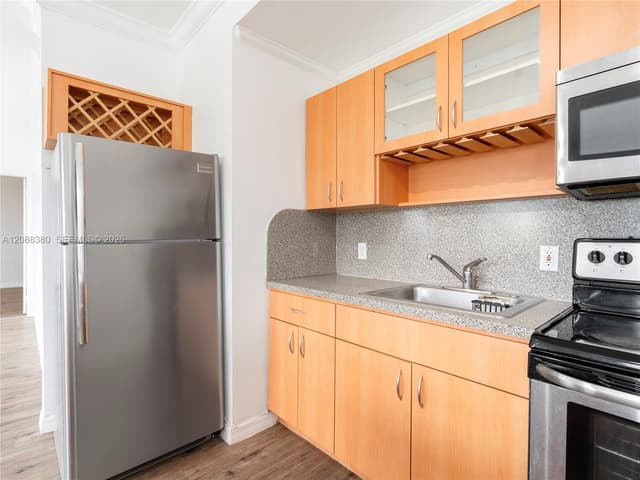 737 Jefferson Ave # 305, Miami Beach FL 33139 - Miami Beach, FL - Photo 6