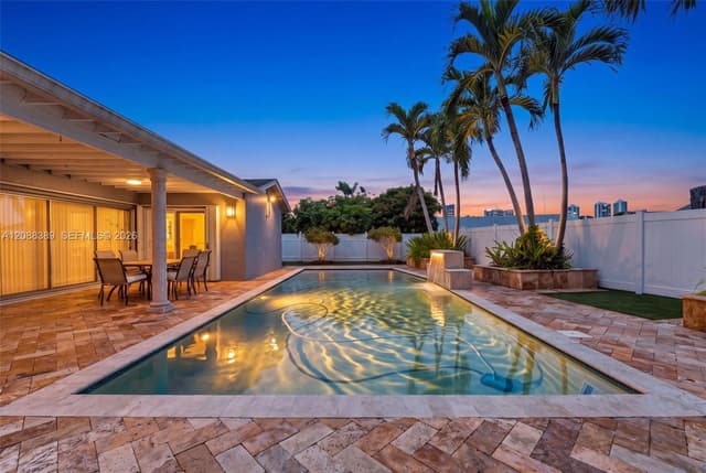 9341 SW 16th Rd W, Boca Raton FL 33428 - Boca Raton, FL - Photo 2