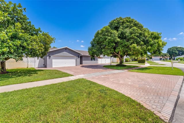 9341 SW 16th Rd W, Boca Raton FL 33428 - Boca Raton, FL - Photo 3