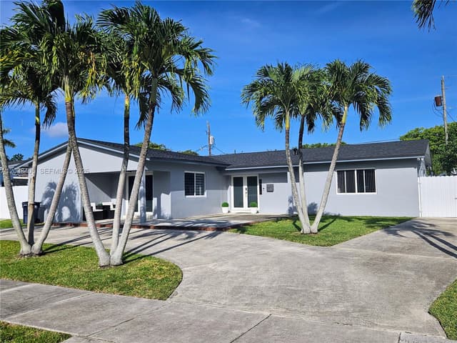 19115 Bel Aire Dr, Cutler Bay FL 33157 - Cutler Bay, FL - Photo 4