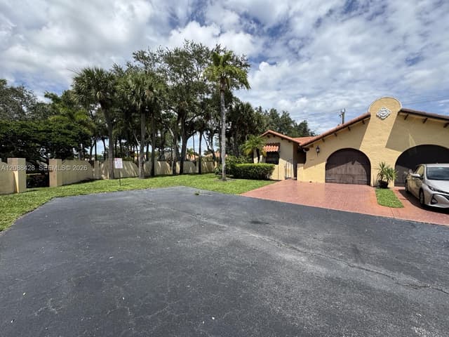5269 W Magellan Way W, Delray Beach FL 33484 - Delray Beach, FL - Photo 2