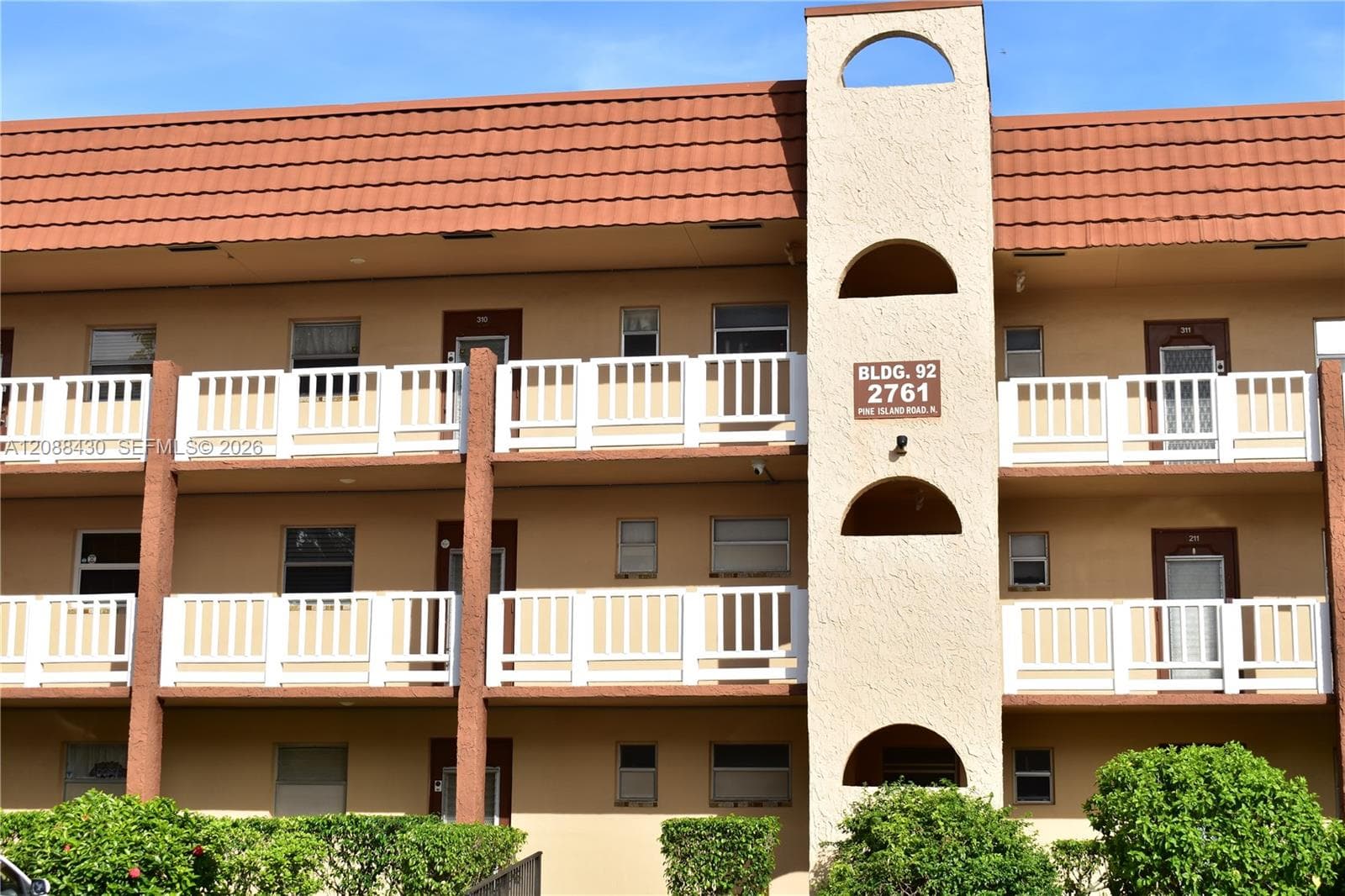 2761 N Pine Island Rd # 310, Sunrise FL 33322