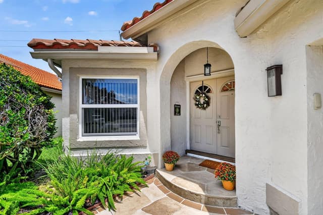 6097 Bay Isles Drive, Boynton Beach FL 33437 - Boynton Beach, FL - Photo 2