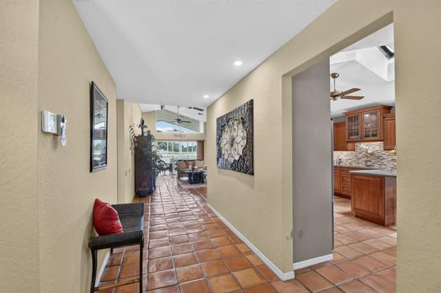 6097 Bay Isles Drive, Boynton Beach FL 33437 - Boynton Beach, FL - Photo 3