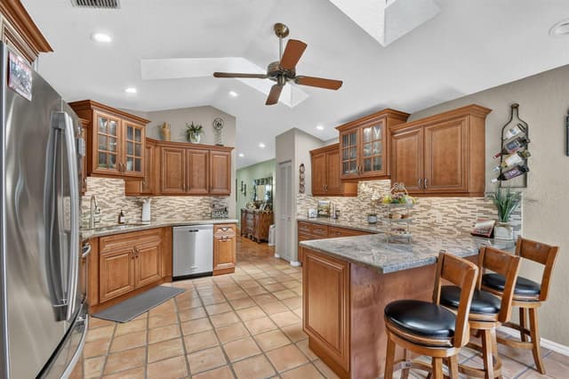 6097 Bay Isles Drive, Boynton Beach FL 33437 - Boynton Beach, FL - Photo 5