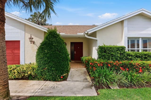 435 MOHAWK Lane, Boca Raton FL 33487 - Boca Raton, FL - Photo 4