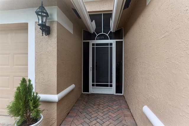 5293 TOSCANA Trail, Boynton Beach FL 33437 - Boynton Beach, FL - Photo 2