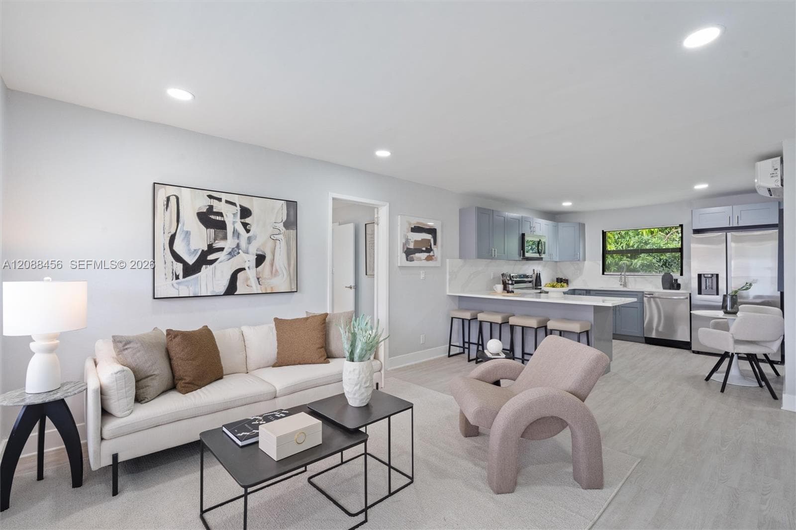 6405 Dawson St, Hollywood FL 33023 - Hollywood, FL - Photo 1