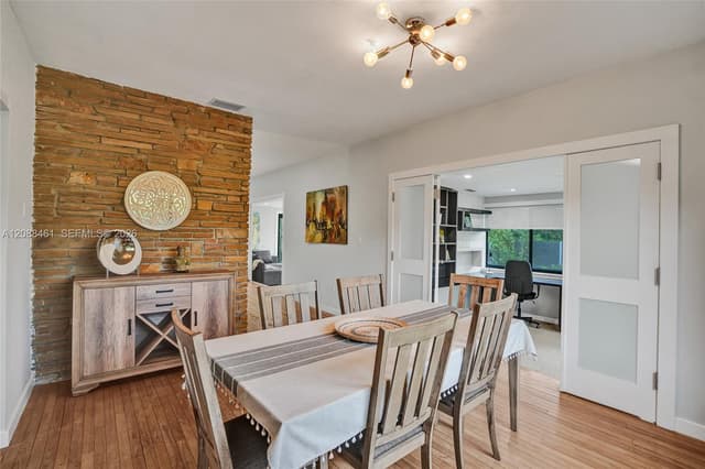1064 NE 97th St, Miami Shores FL 33138 - Miami Shores, FL - Photo 7