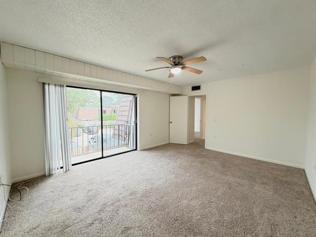 710 7th Lane, Palm Beach Gardens FL 33418 - Palm Beach Gardens, FL - Photo 6