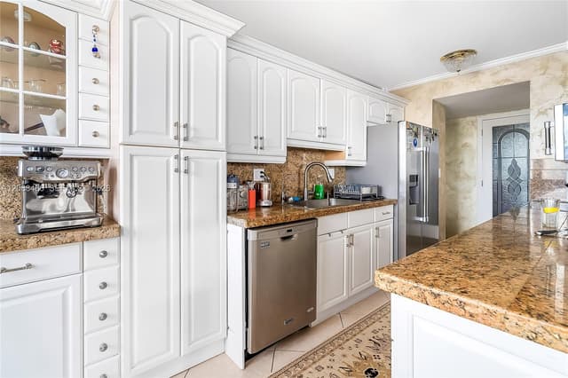 250 174th ST # 1704, Sunny Isles Beach FL 33160 - Sunny Isles Beach, FL - Photo 3