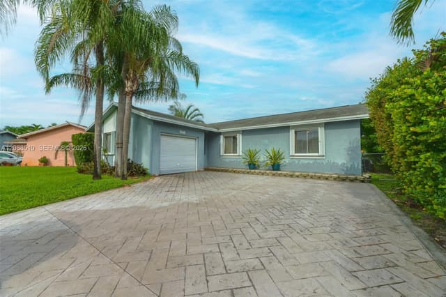 2160 NW 110th Ave, Sunrise FL 33322 - Sunrise, FL - Photo 2