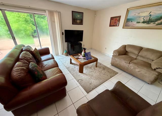 2021 NW 187TH Street, Miami Gardens FL 33056 - Miami Gardens, FL - Photo 4