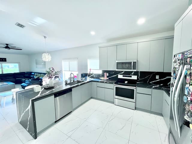 1334 SW 44TH Terrace, Deerfield Beach FL 33442 - Deerfield Beach, FL - Photo 4