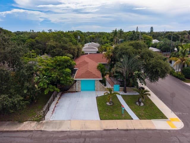 1202 N K Street, FL 33460 - Photo 3