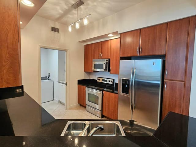 801 S Olive Avenue # 1604, West Palm Beach FL 33401 - West Palm Beach, FL - Photo 5