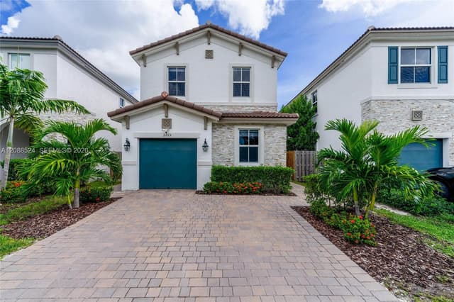 2265 NW 131st Cir, Miami FL 33167 - Miami, FL - Photo 2