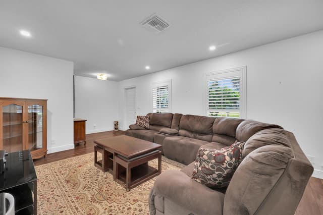 8412 NW 26TH Drive, Coral Springs FL 33065 - Coral Springs, FL - Photo 6