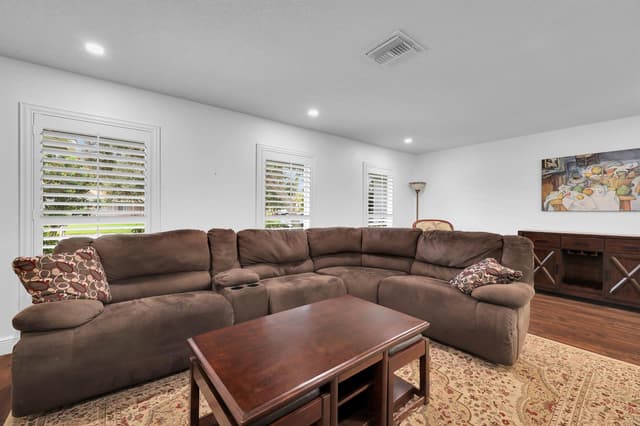 8412 NW 26TH Drive, Coral Springs FL 33065 - Coral Springs, FL - Photo 5