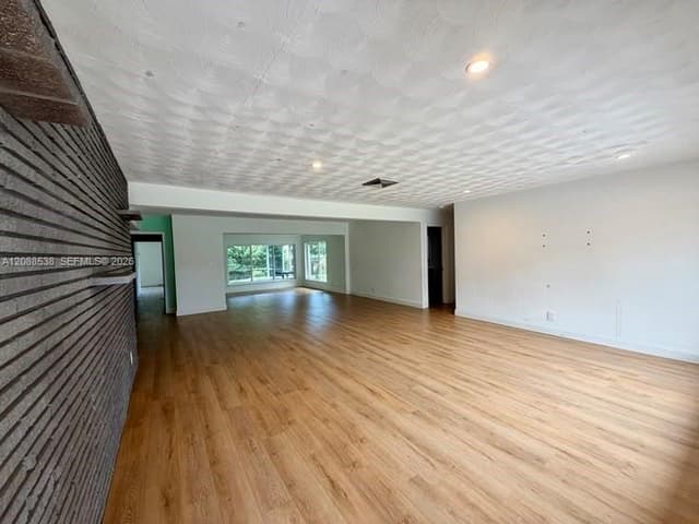252 SW 61st Ave, Plantation FL 33317 - Plantation, FL - Photo 2
