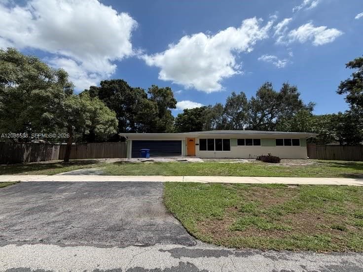 252 SW 61st Ave, Plantation FL 33317 - Plantation, FL - Photo 1