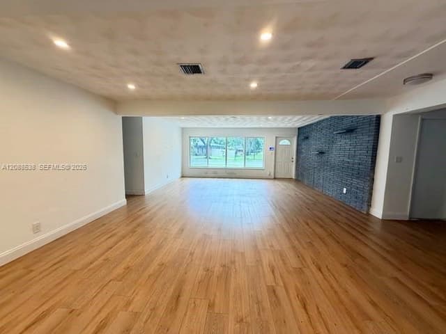 252 SW 61st Ave, Plantation FL 33317 - Plantation, FL - Photo 4