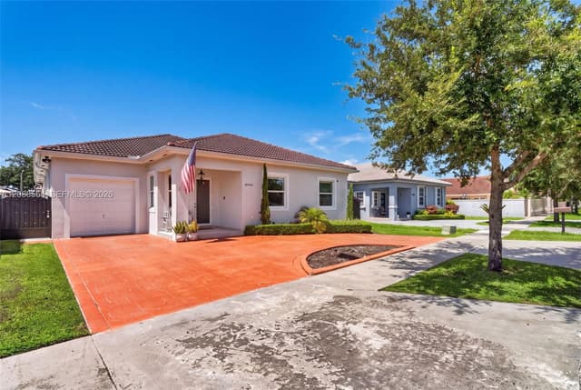 14940 NW 89th Ave, Miami Lakes FL 33018 - Miami Lakes, FL - Photo 5