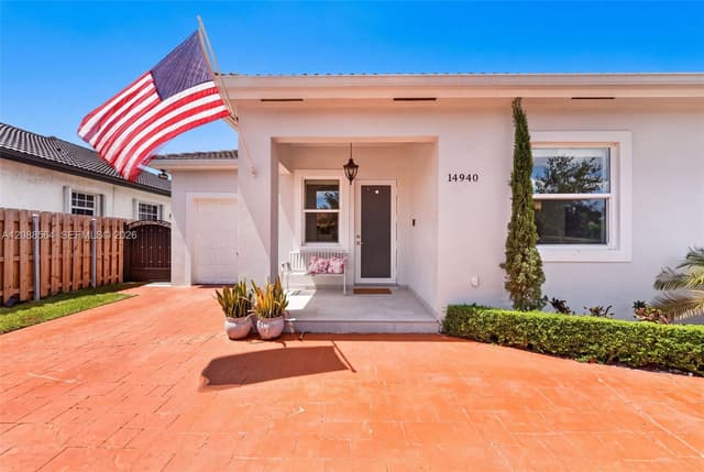 14940 NW 89th Ave, Miami Lakes FL 33018 - Miami Lakes, FL - Photo 4