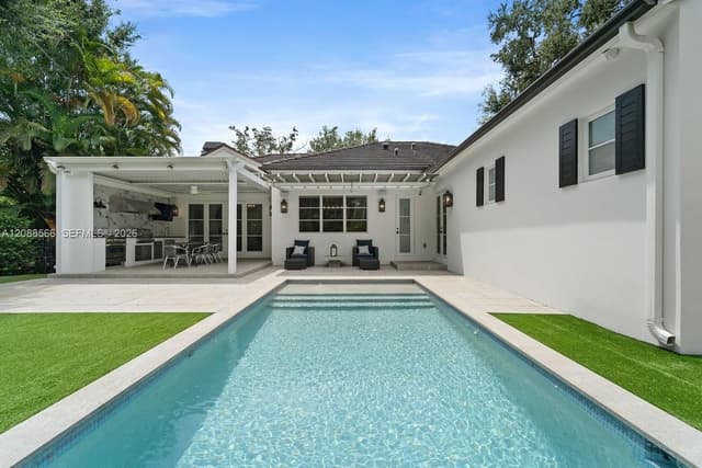 5851 SW 77th Ter, South Miami FL 33143 - South Miami, FL - Photo 3