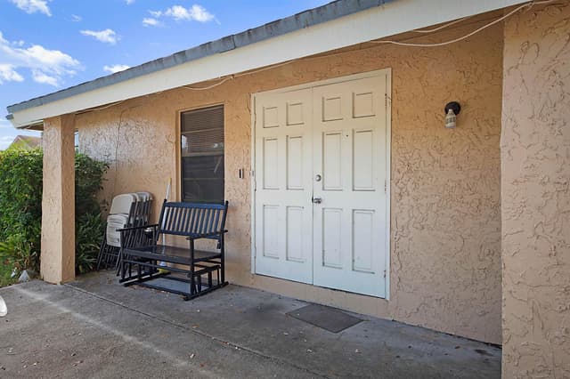 1204 SW 74th Avenue, North Lauderdale FL 33068 - North Lauderdale, FL - Photo 3