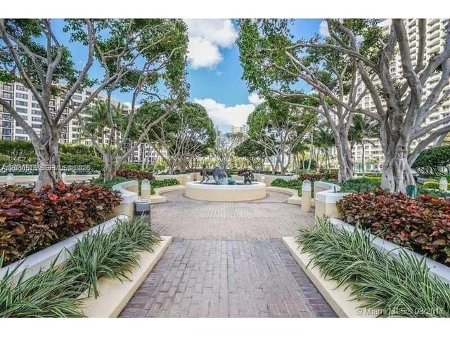 848 Brickell Key Dr # 1104, Miami FL 33131 - Miami, FL - Photo 4