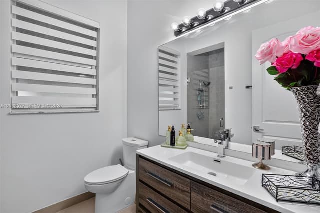 241 NE 33rd Ter, Homestead FL 33033 - Homestead, FL - Photo 7
