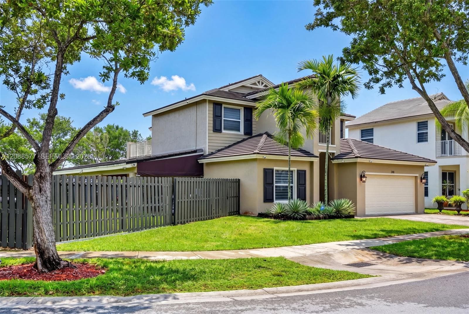 241 NE 33rd Ter, Homestead FL 33033 - Homestead, FL - Photo 1