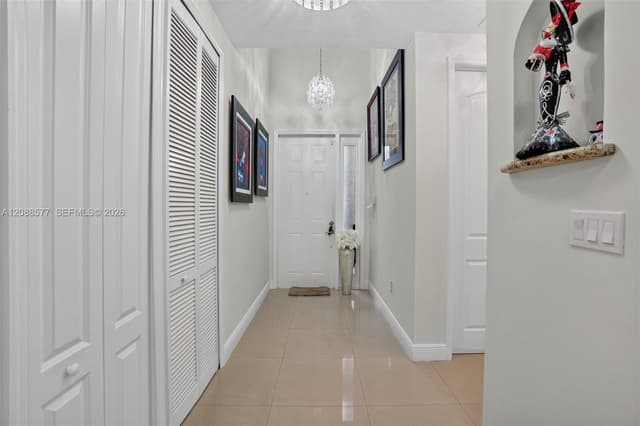 241 NE 33rd Ter, Homestead FL 33033 - Homestead, FL - Photo 4