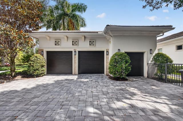 12200 TILLINGHAST Circle, Palm Beach Gardens FL 33418 - Palm Beach Gardens, FL - Photo 4