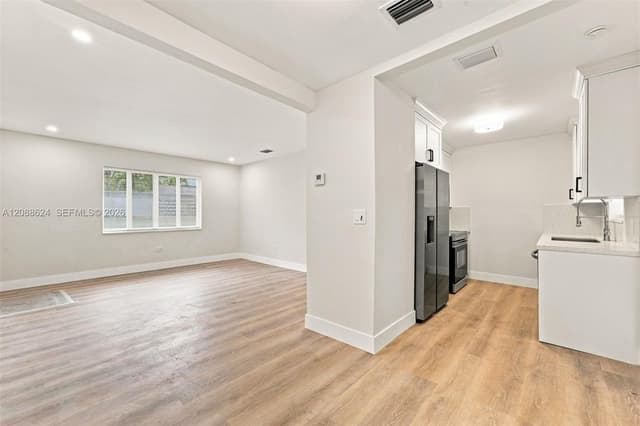 380 NW 130th St, North Miami FL 33168 - North Miami, FL - Photo 6