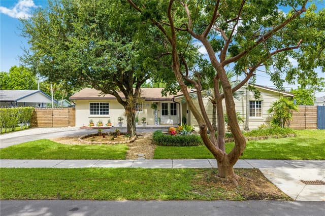 19780 SW 101st Ave, Cutler Bay FL 33157 - Cutler Bay, FL - Photo 2