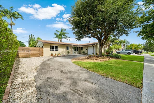 19780 SW 101st Ave, Cutler Bay FL 33157 - Cutler Bay, FL - Photo 6