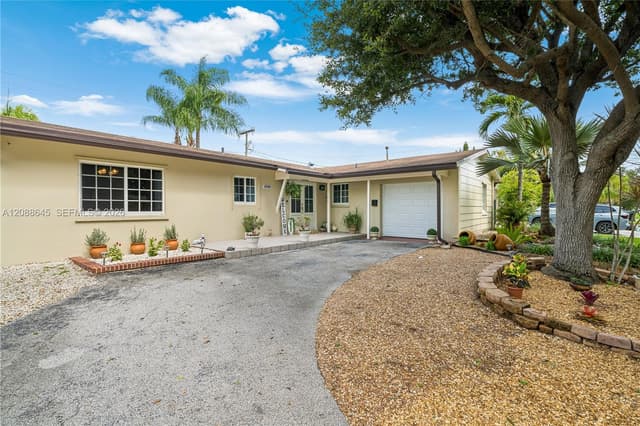 19780 SW 101st Ave, Cutler Bay FL 33157 - Cutler Bay, FL - Photo 3