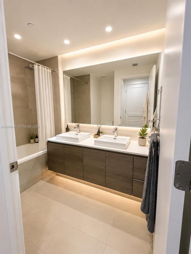 1080 Brickell Ave # 907, Miami FL 33131 - Miami, FL - Photo 3