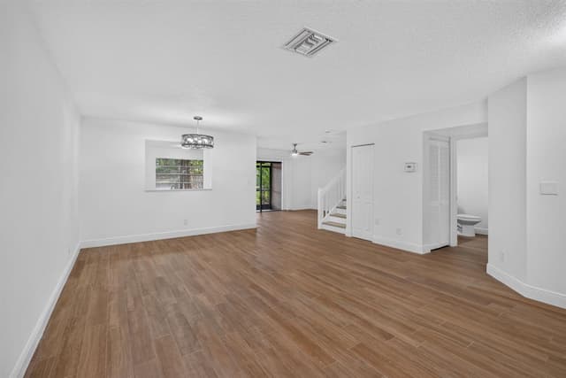 9189 VINEYARD LAKE Drive, Plantation FL 33324 - Plantation, FL - Photo 2