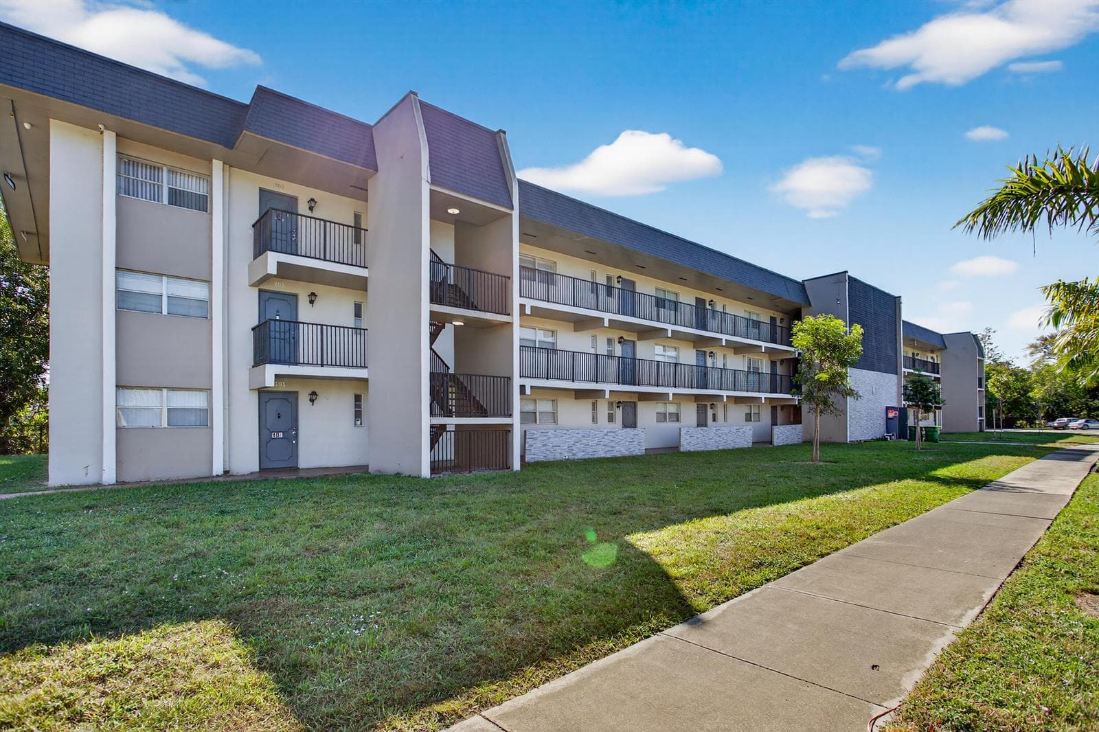 7820 S COLONY Circle S # 109, Tamarac FL 33321 - Tamarac, FL - Photo 1