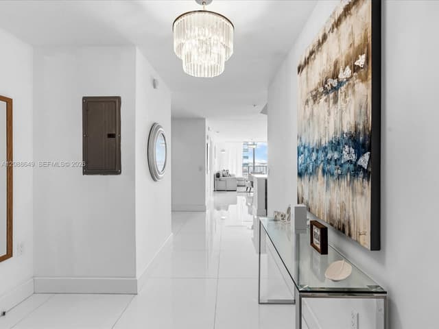 300 Sunny Isles Blvd # 2506, Sunny Isles Beach FL 33160 - Sunny Isles Beach, FL - Photo 2