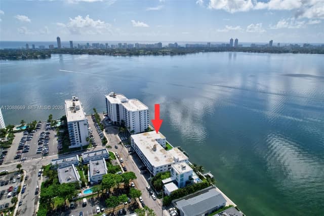 1880 S Treasure Dr # 4M, North Bay Village FL 33141 - North Bay Village, FL - Photo 3