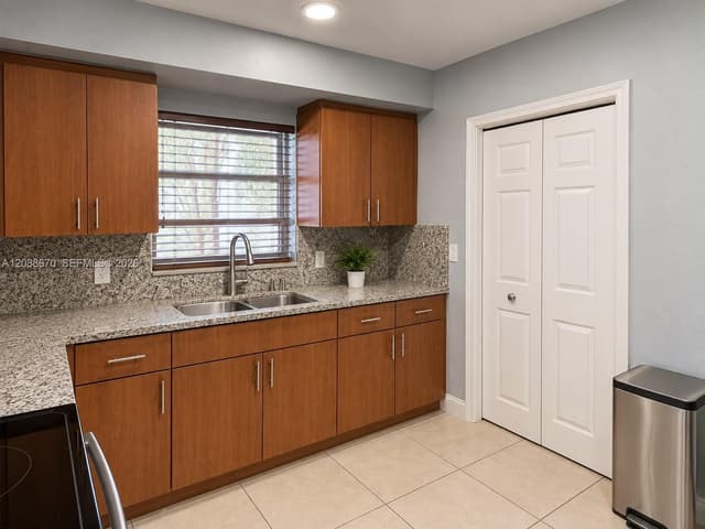 1869 NW 83rd Ter, Miami FL 33147 - Miami, FL - Photo 6