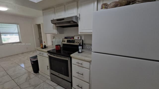 830 SW 50th Ave, Margate FL 33068 - Margate, FL - Photo 5